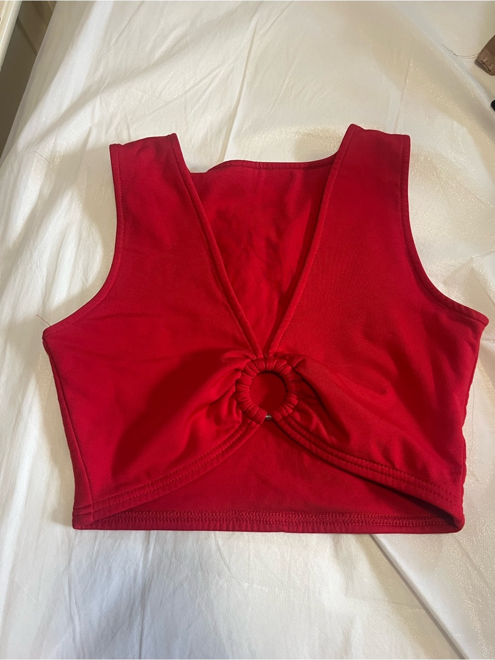 MRed V-Neck Ring-Front Crop Top